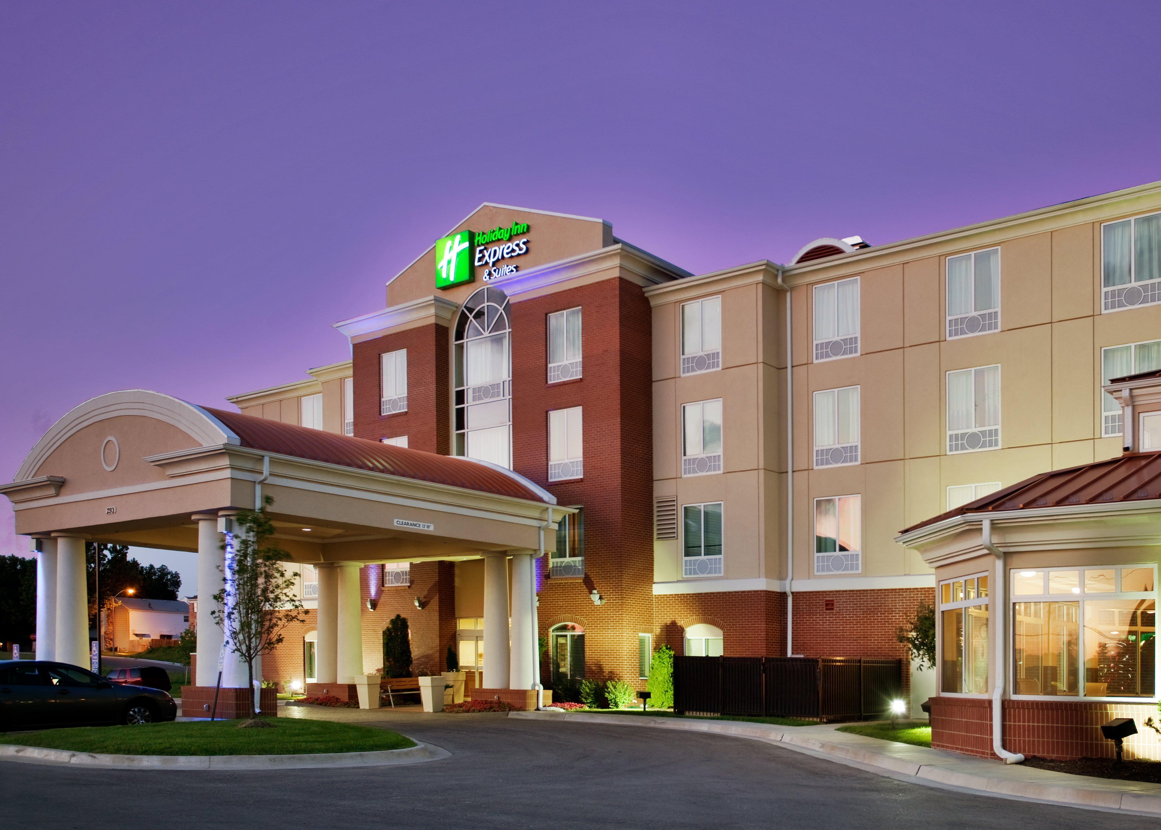 Holiday Inn Express Hotel & Suites Kansas City - Grandview By Ihg Exterior foto