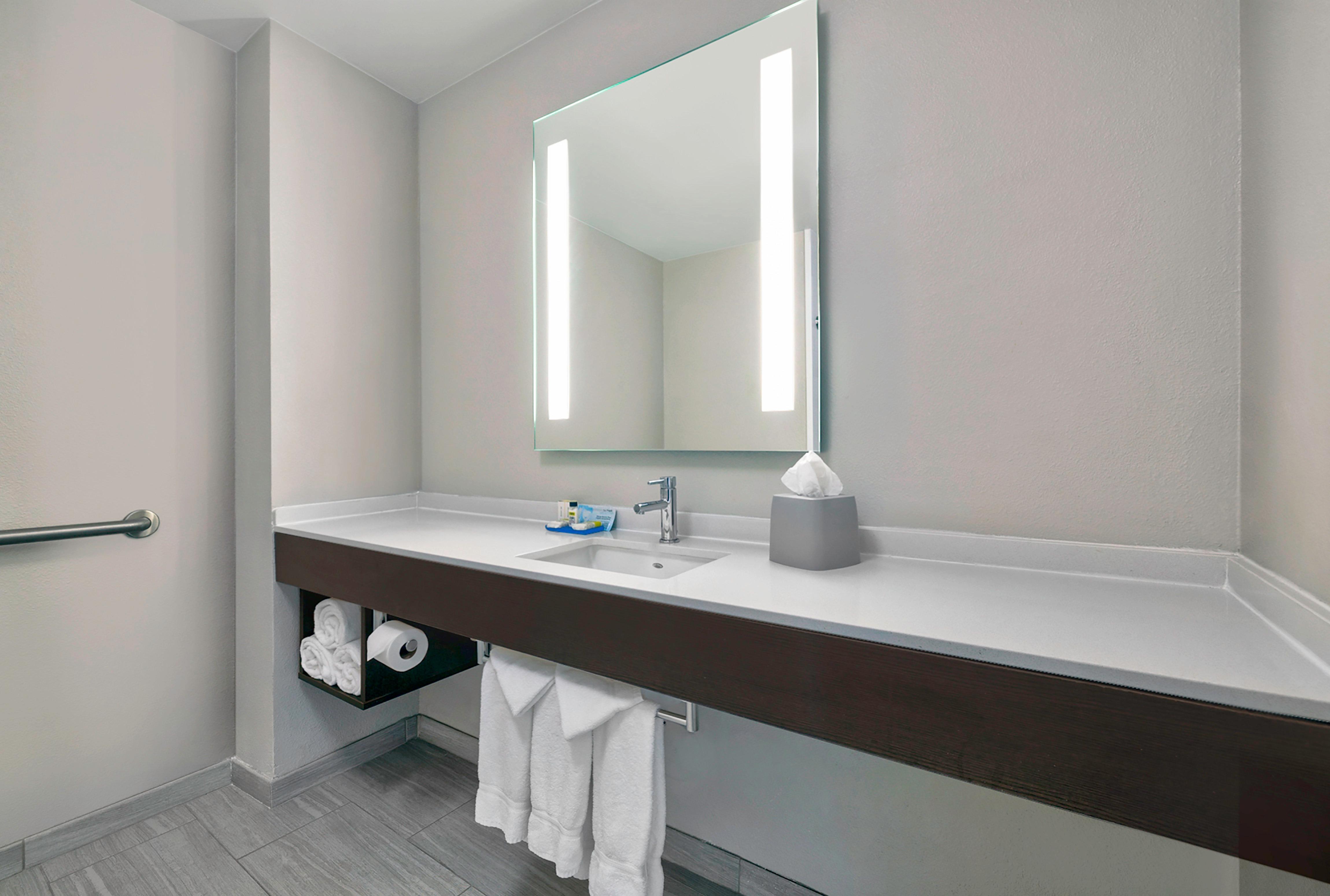Holiday Inn Express Hotel & Suites Kansas City - Grandview By Ihg Exterior foto
