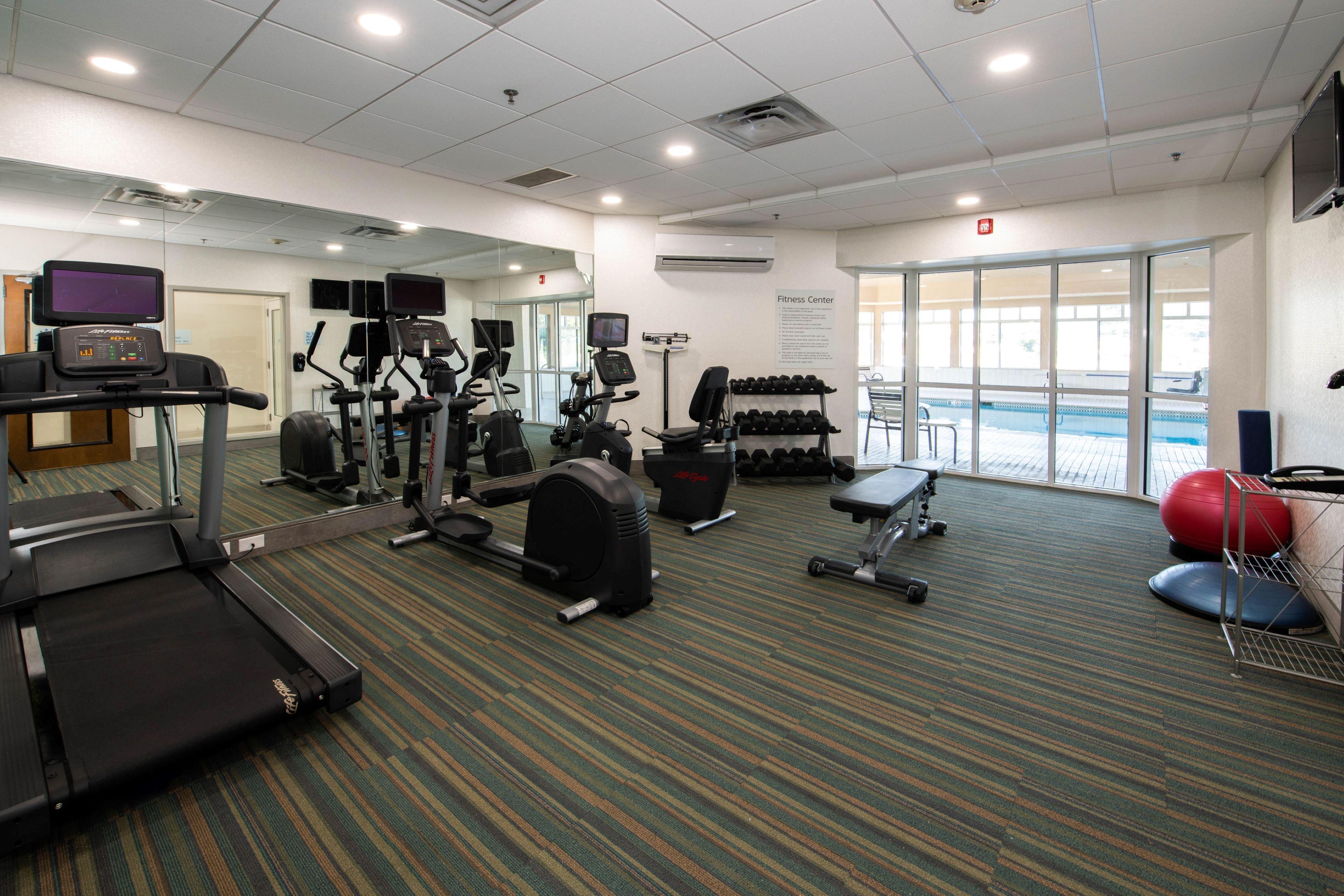 Holiday Inn Express Hotel & Suites Kansas City - Grandview By Ihg Exterior foto